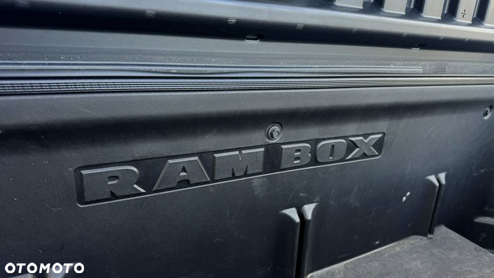 Dodge RAM 5.7 4x4 - 33