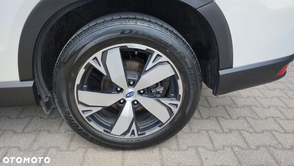 Subaru Forester 2.0i-L Platinum (EyeSight) Lineartronic - 14