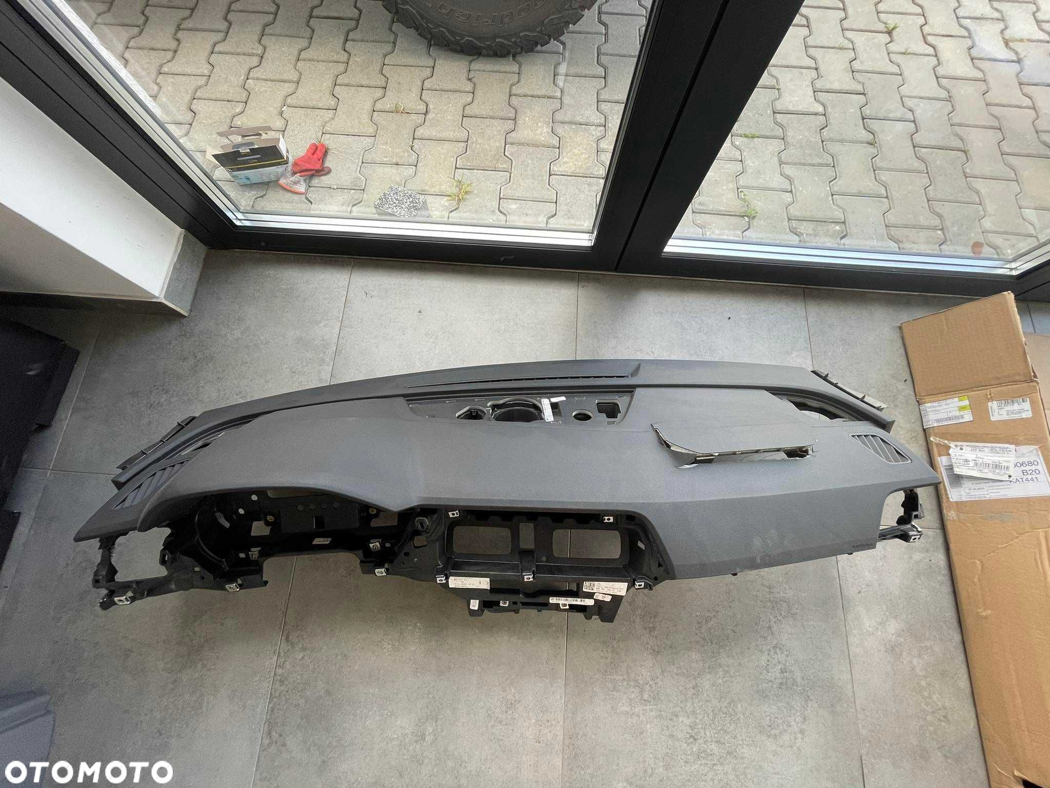 Deska rozdzielcza do regeneracji Audi  Q5 80A 80B SPORTBACK - 2