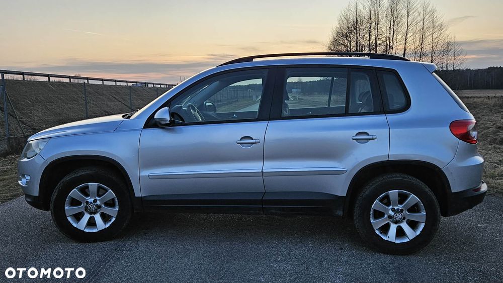 Volkswagen Tiguan - 2