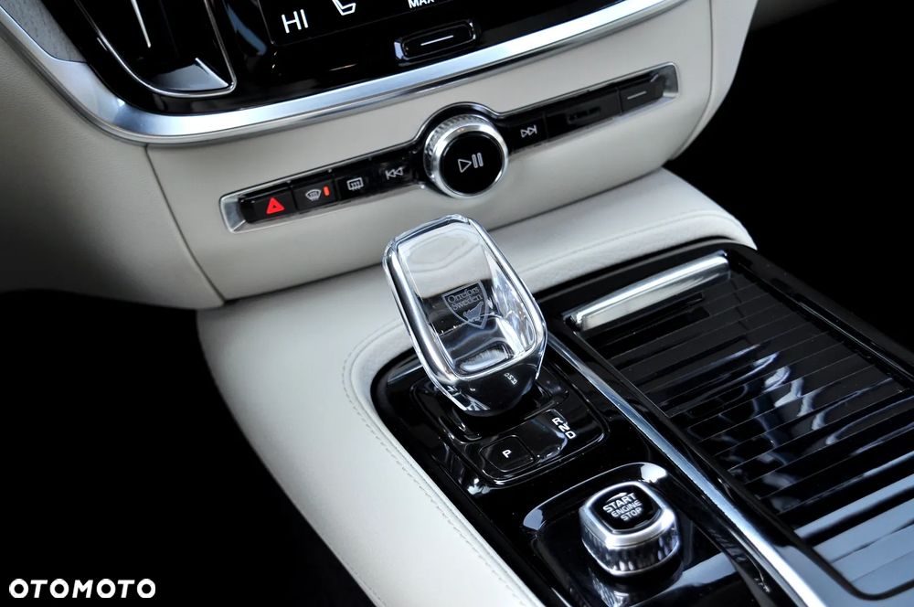 Volvo V60 T6 AWD Recharge Geartronic Inscription - 30
