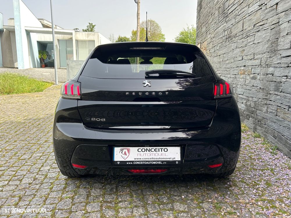 Peugeot e-208 - 7