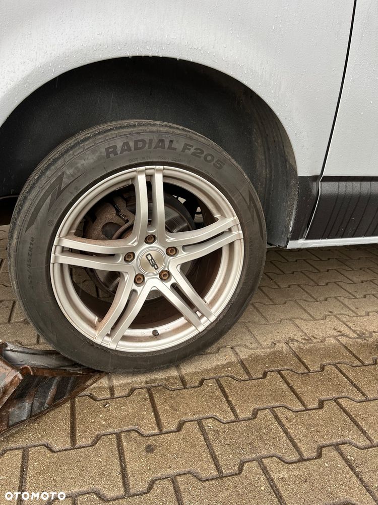 Volkswagen TRANSPORTER T5 - 19