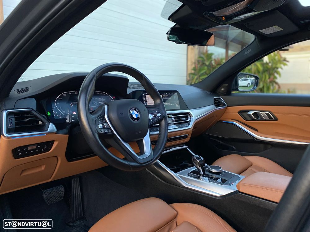 BMW 330 e Touring Aut. Luxury Line - 24