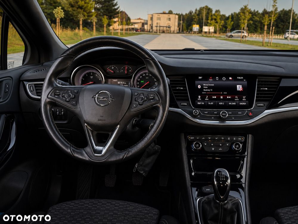 Opel Astra 1.4 Turbo Start/Stop Ultimate - 23
