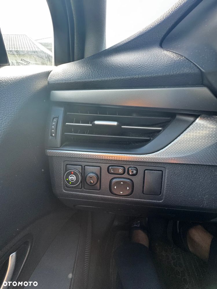 Toyota Avensis 2.0 Prestige MS - 14