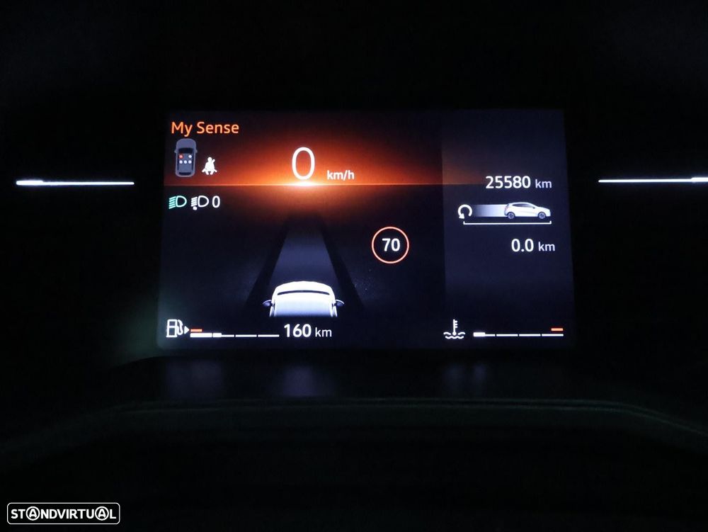 Renault Clio 1.0 TCe Techno - 19