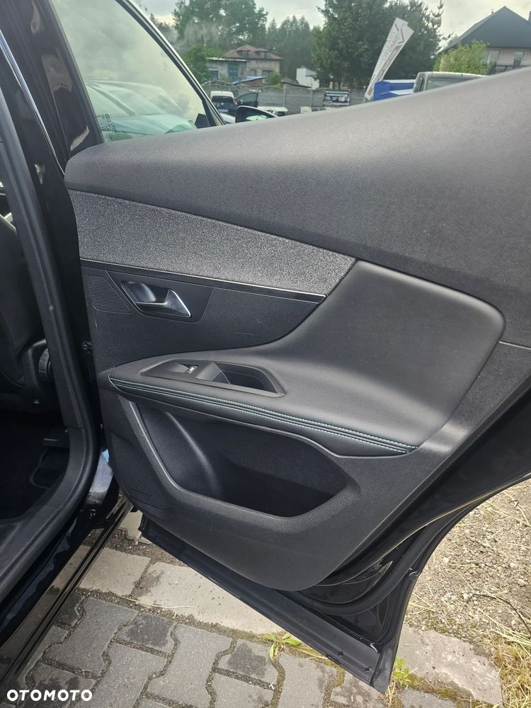 Peugeot 3008 1.5 BlueHDi GT Pack S&S EAT8 - 23