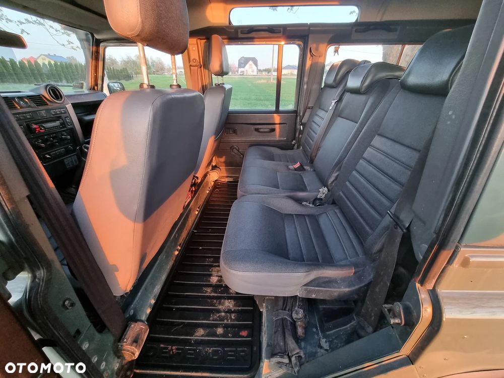Land Rover Defender 2.2 TD4 E - 24