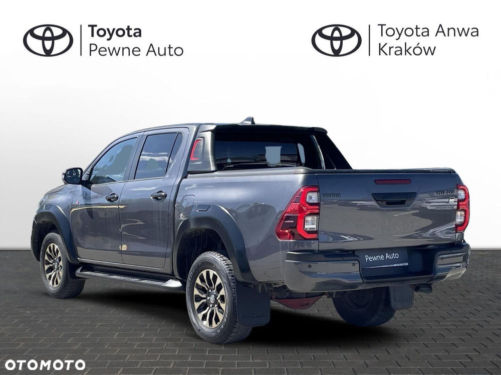 Toyota Hilux 2.8 D-4D Double Cab GR Sport 4x4 - 3