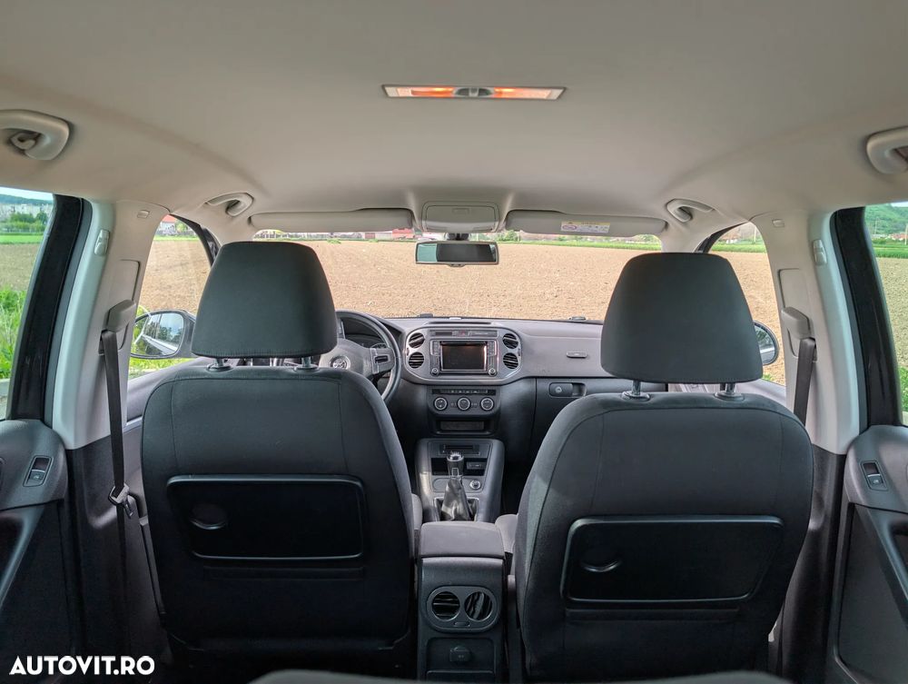 Volkswagen Tiguan 2.0 TDI SCR BlueMotion Technology Sport & Style - 10