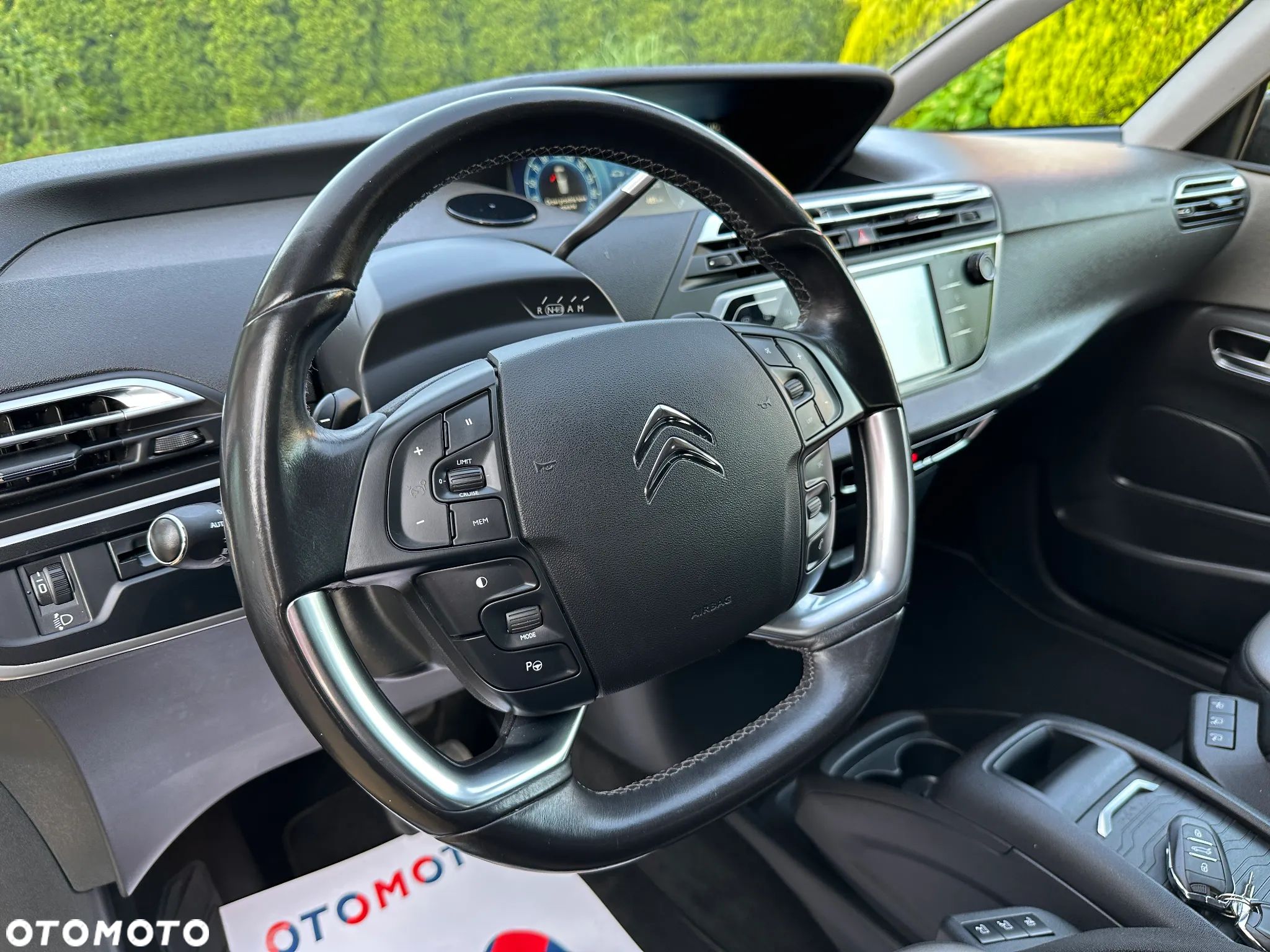 Citroën C4 Picasso e-HDi 115 ETG6 Exclusive - 22