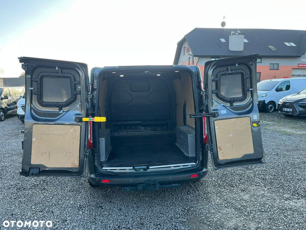 Ford Transit Custom - 9