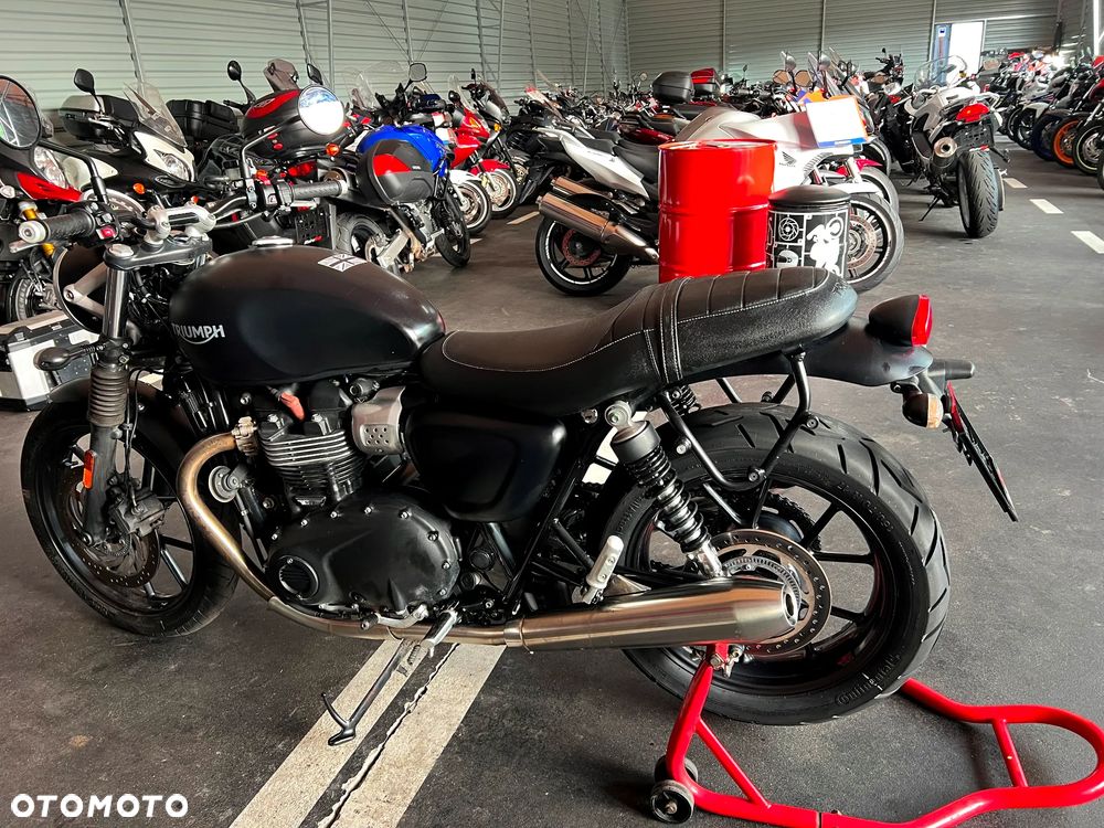 Triumph Street Twin - 10