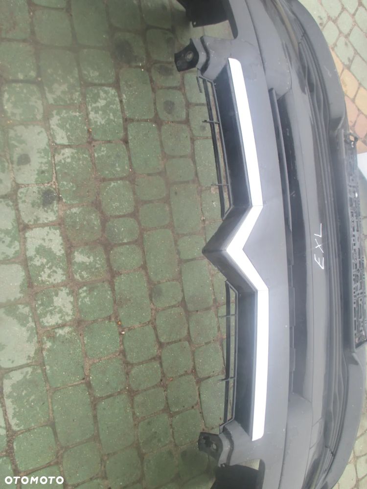 zderzak Citroen C4 EXL - 8