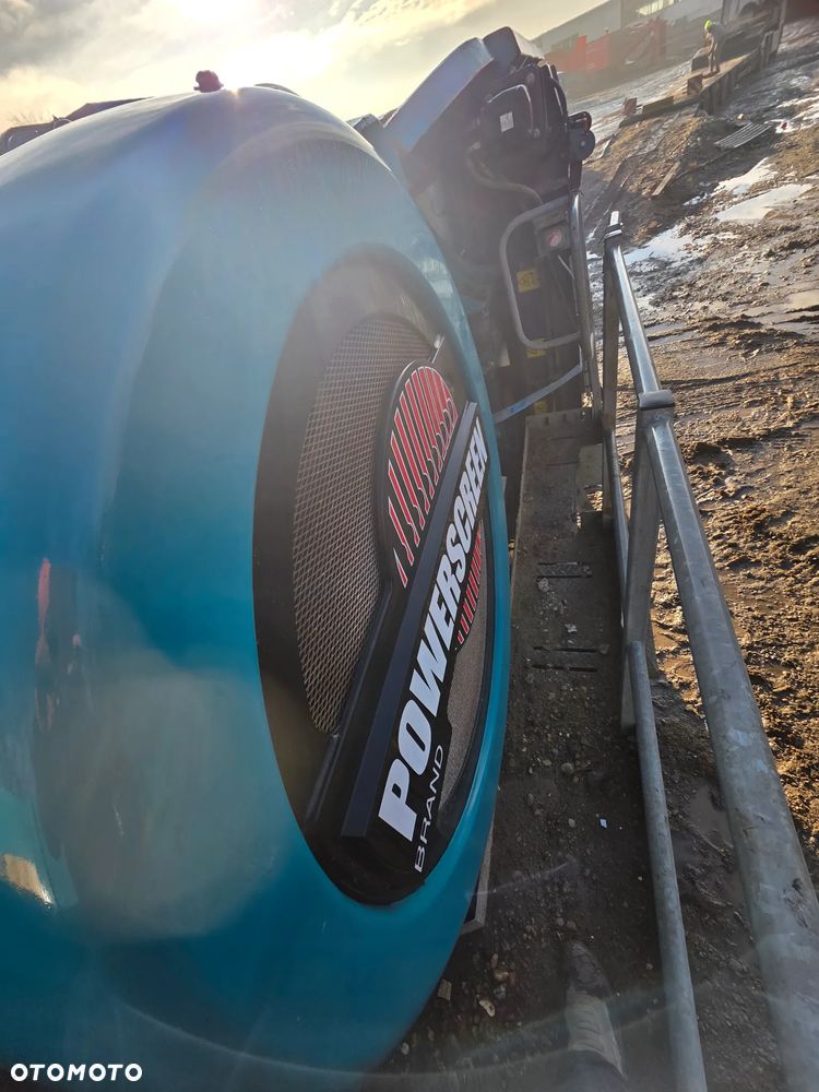 Powerscreen Premiertrak 330 - 19