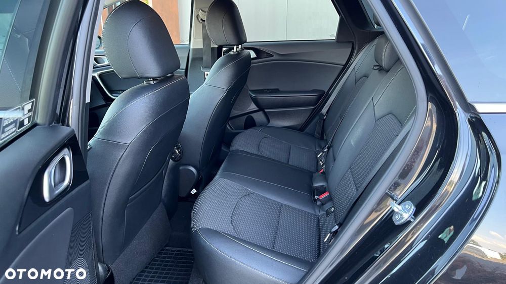 Kia Ceed 1.5 T-GDI MHEV Business Line - 9