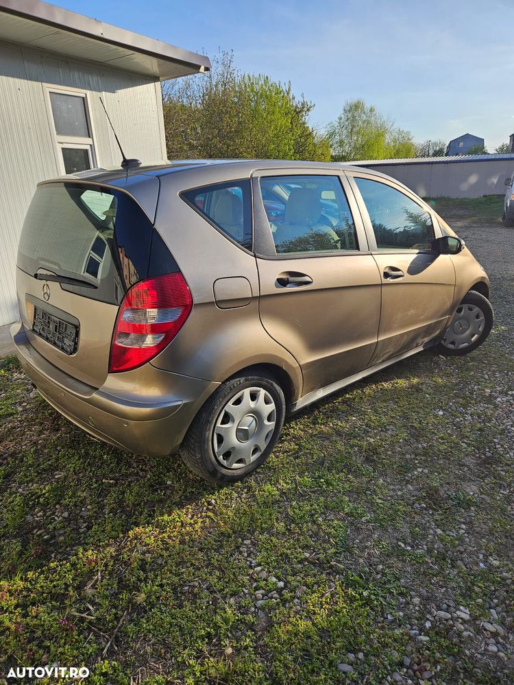 Mercedes-Benz A 150 Autotronic Elegance - 2