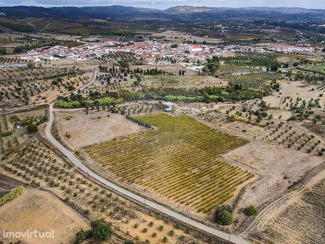 Terreno  para venda - Grande imagem: 2/3