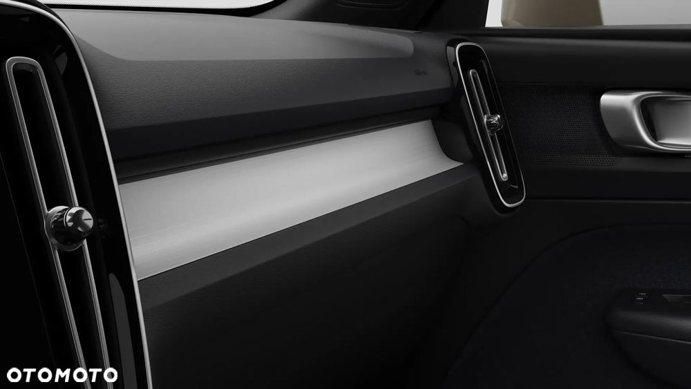 Volvo XC 40 B3 Core - 12