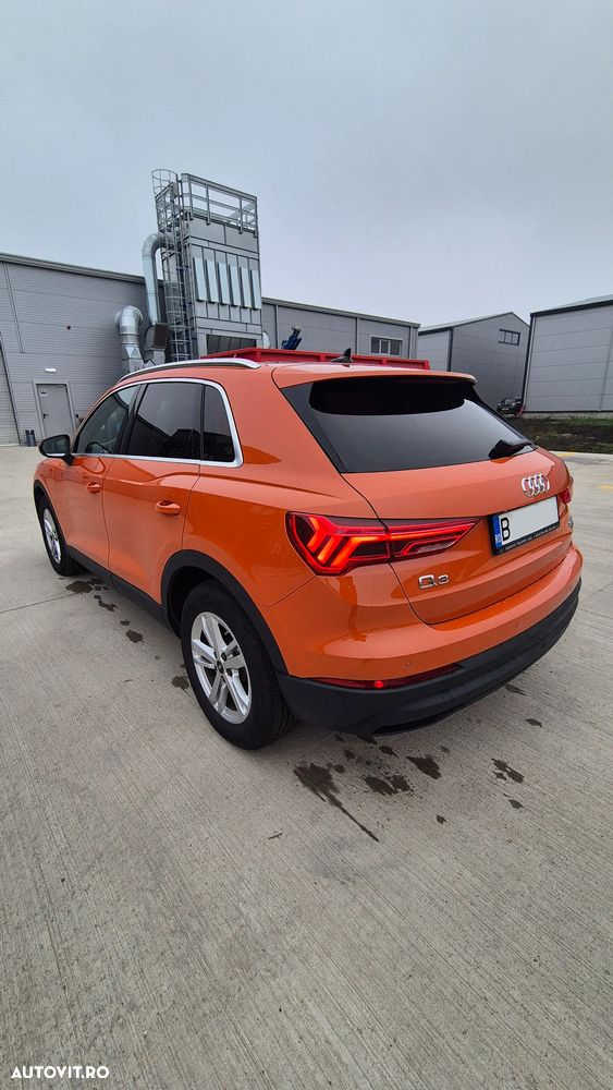 Audi Q3 2.0 35 TDI S tronic quattro S Line - 27