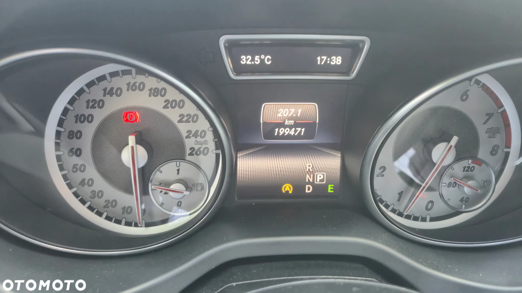 Mercedes-Benz CLA Shooting Brake 200 7G-DCT - 15
