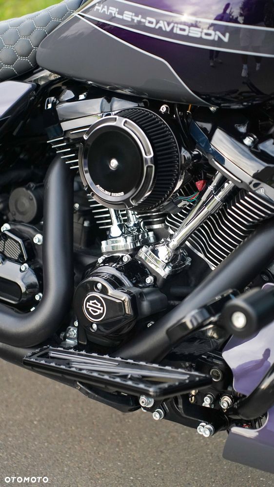 Harley-Davidson Touring Street Glide - 25