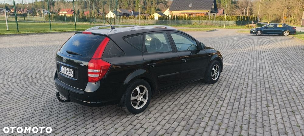 Kia Ceed - 3