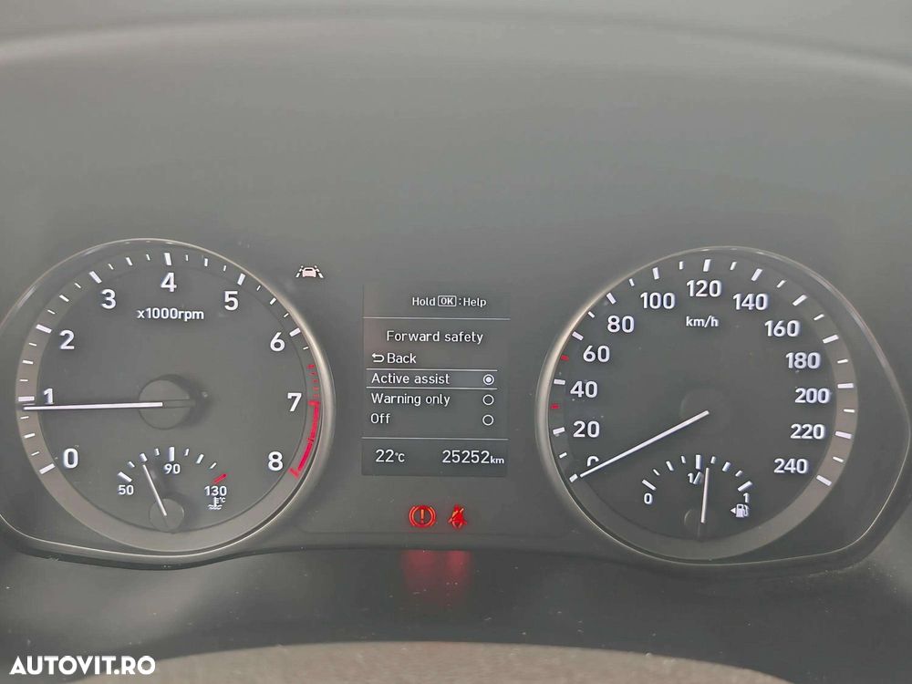Hyundai i30 1.5 110CP M/T Highway - 34
