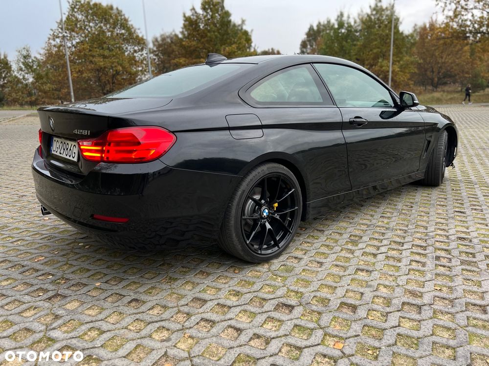 BMW Seria 4 428i Coupe - 9