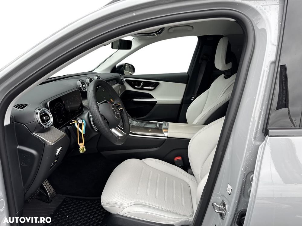 Mercedes-Benz GLC 300 e 4MATIC - 11