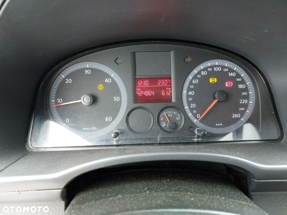Volkswagen Caddy - 19