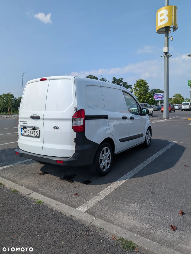 Ford Transit Courier - 7