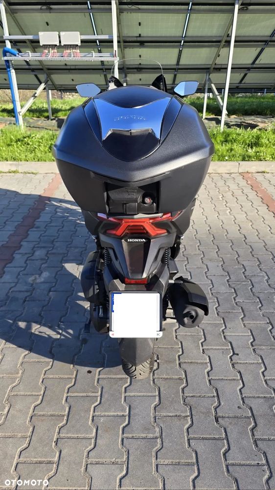 Honda NSS - 8