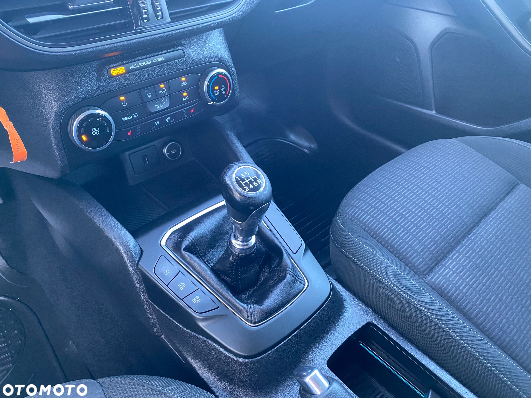 Ford Focus 1.0 EcoBoost Black Edition ASS - 24