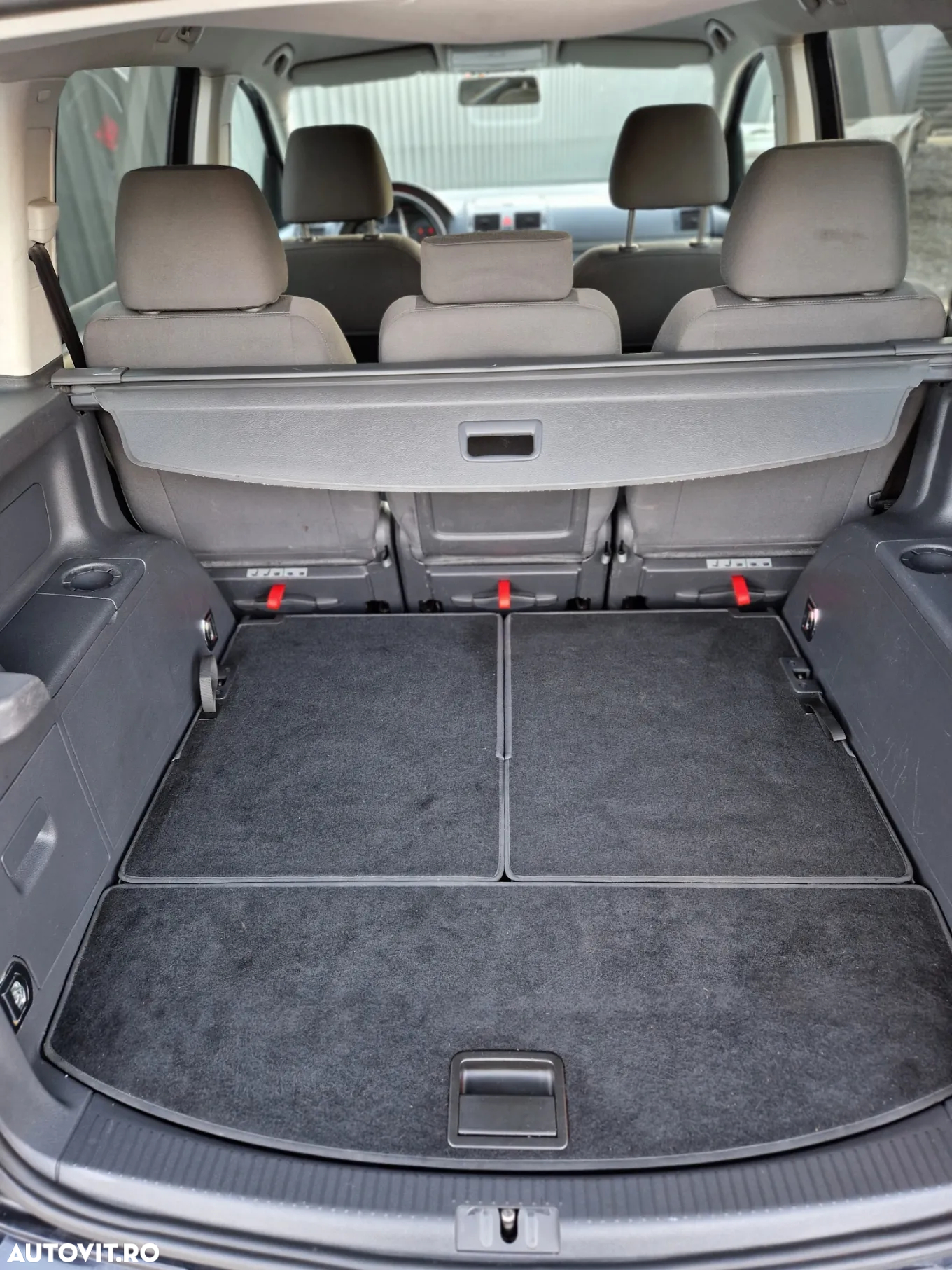 Volkswagen Touran 1.9 TDI - 5