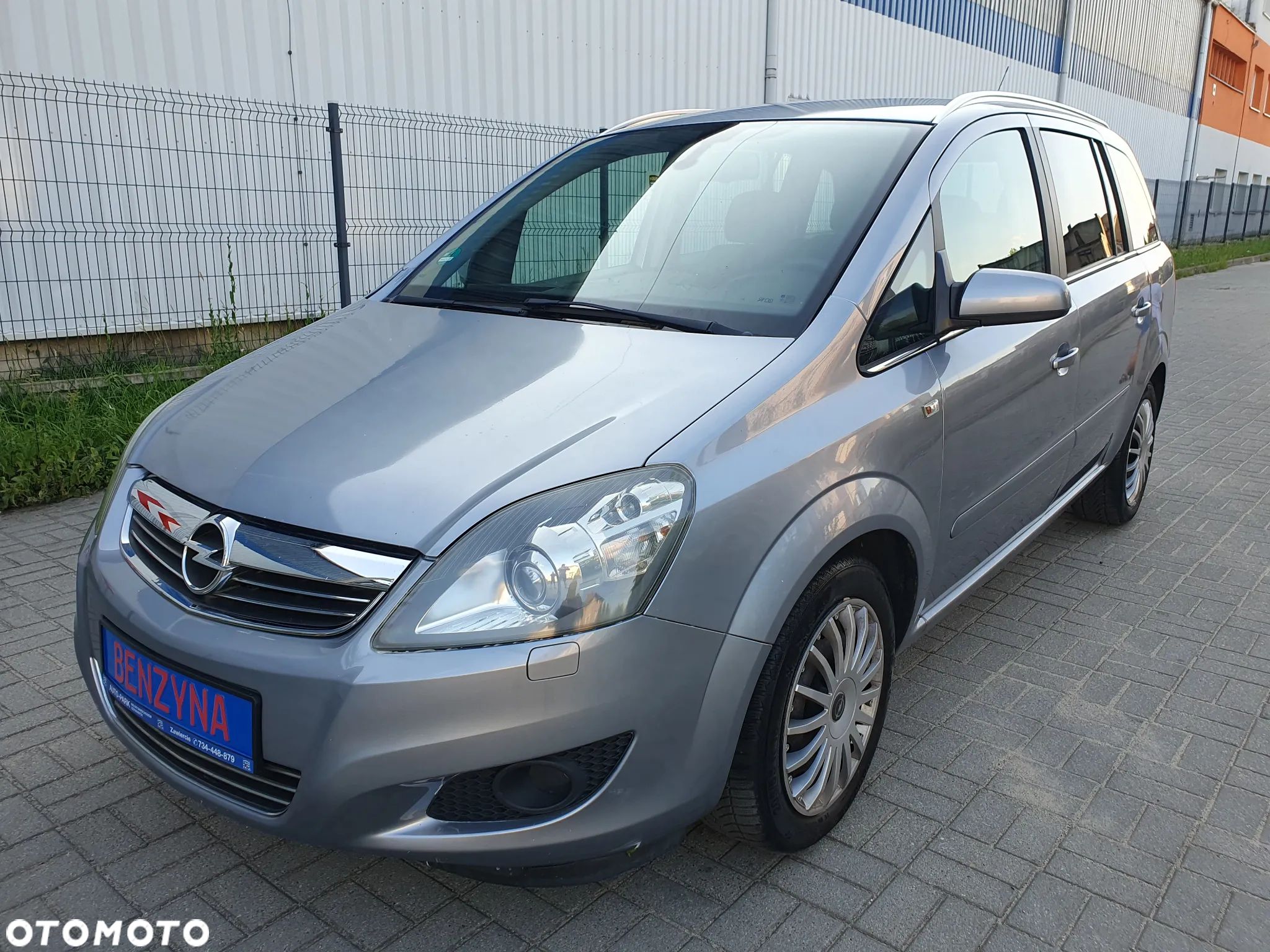 Opel Zafira 1.8 Selection - 1