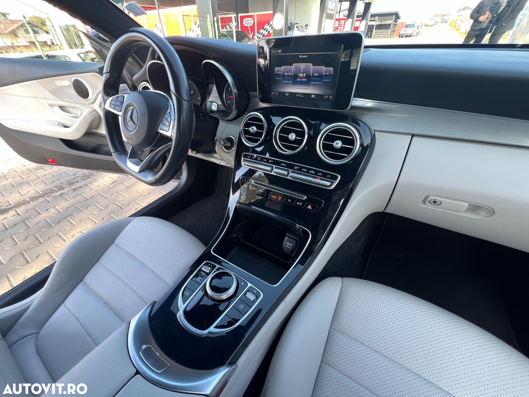 Mercedes-Benz C 200 Coupe 4MATIC Aut. - 8