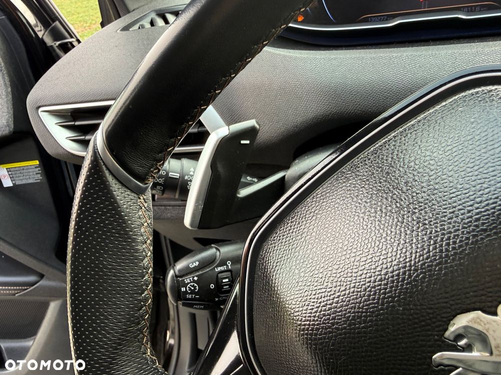 Peugeot 3008 THP 165 EAT6 Stop & Start Allure - 26