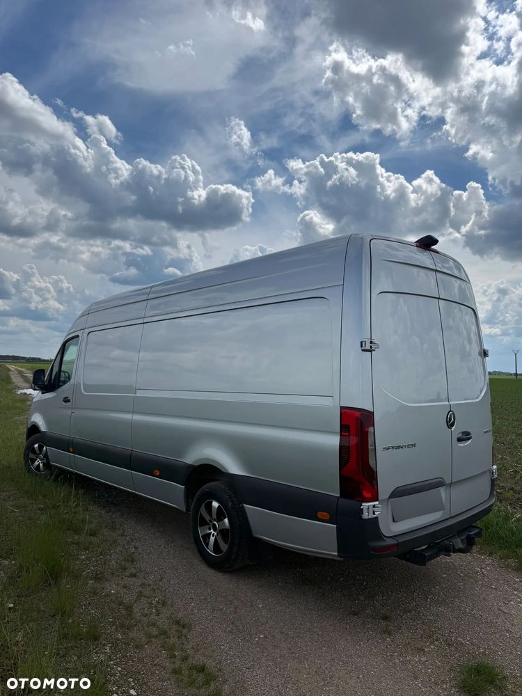 Mercedes-Benz Sprinter - 7