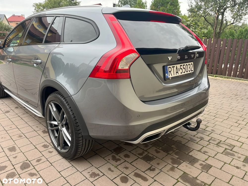 Volvo V60 Cross Country D4 Drive-E Summum - 5