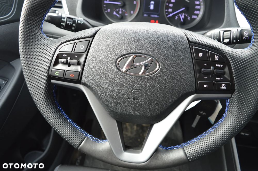 Hyundai Tucson 1.7 CRDI BlueDrive Comfort 2WD - 18