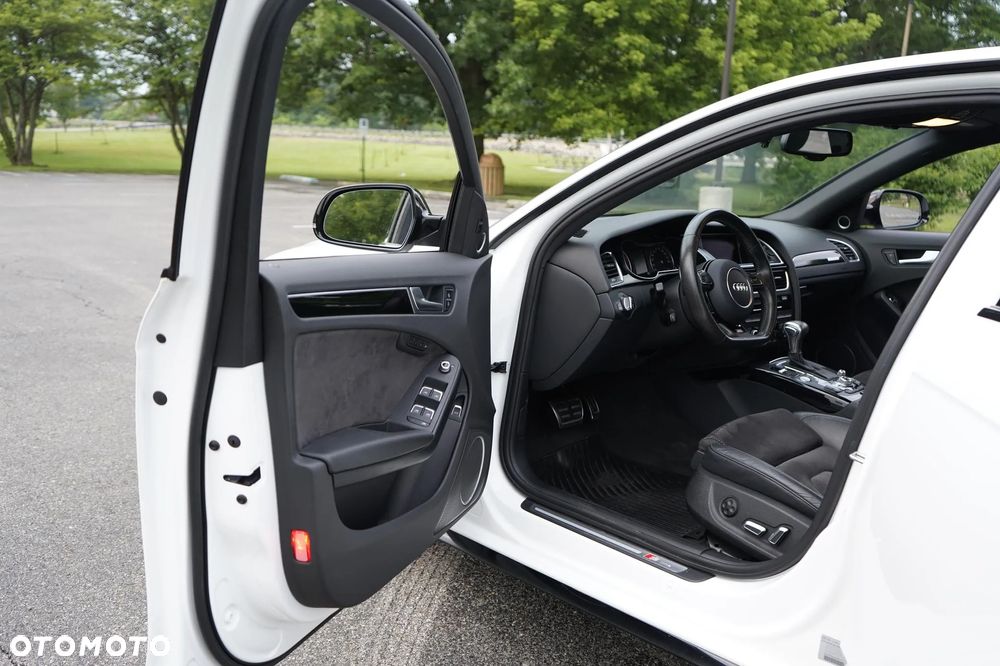 Audi A4 Limousine 2.0 TFSI ultra S tronic design - 26