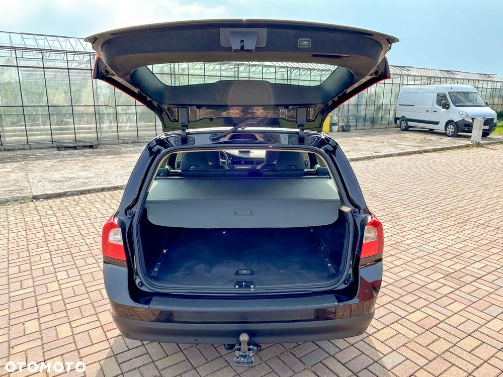 Volvo V70 2.0D Momentum - 25