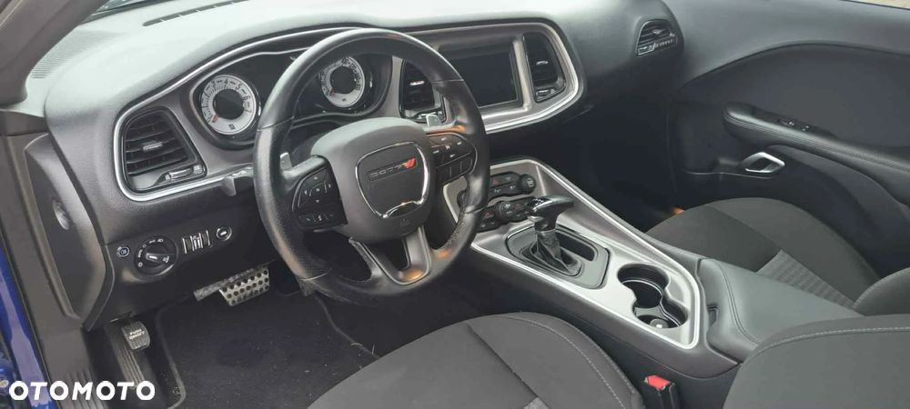 Dodge Challenger 5.7 R/T Shaker - 8