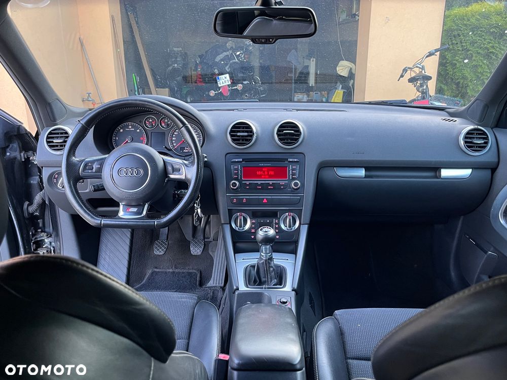 Audi A3 3-drzwiowe 1.6 TDI DPF Ambiente - 17