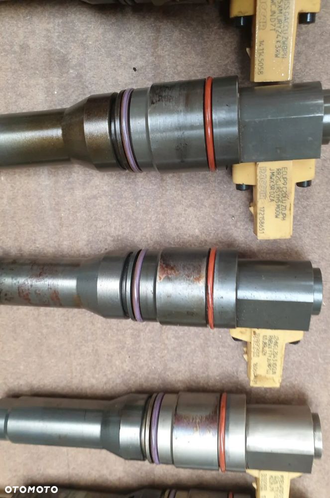 WTRYSK WTRYSKIWACZ PALIWA DAF XF  2047600  2047601  1974030  153458220 - 7