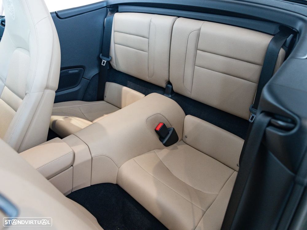 Porsche 911 (992) Carrera 4S PDK - 35