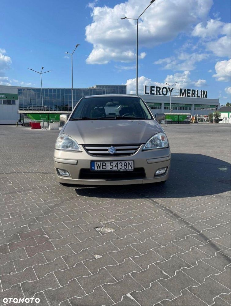 Suzuki Liana