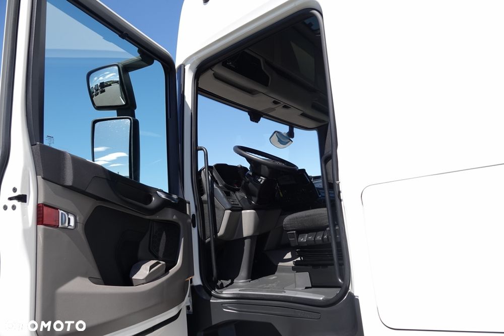Scania R 450 / RETARDER / ZBIORNIKI 1 400 L / EURO 6 - 23